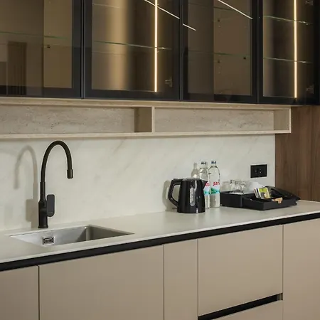 Heritage Ames 4*